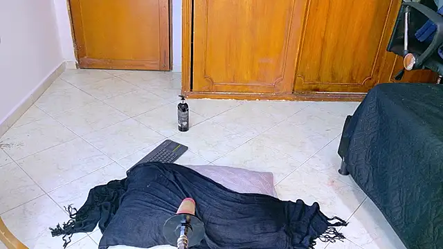 samirths_boy_ webcam