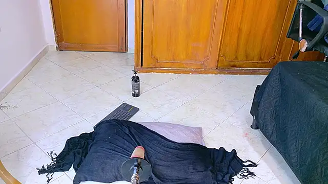 samirths_boy_ webcam