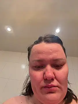 SunnyLeila2101 webcam