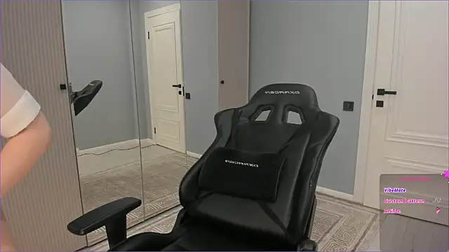 lovelymikky - Lovelymikky's free webcam - UK Sex Cams