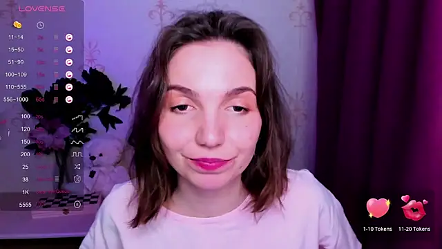 KindHazelHere_ webcam