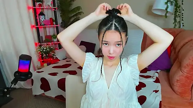 soulharmoonyy - SoulHarmoonyy's free webcam - UK Sex Cams