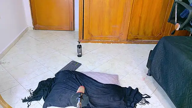 samirths_boy_ webcam