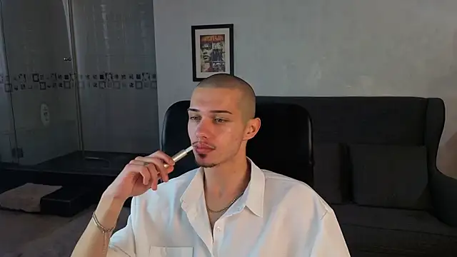 kaydendrew (M twink) - Shower AND Jerk OFF SHOW