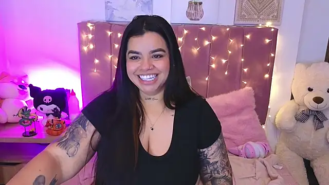 miahjoness - MiahJoness's free webcam - UK Sex Cams