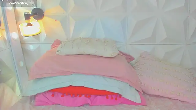 cute_latinaxxx webcam