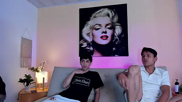 Handsomeboyss19 webcam