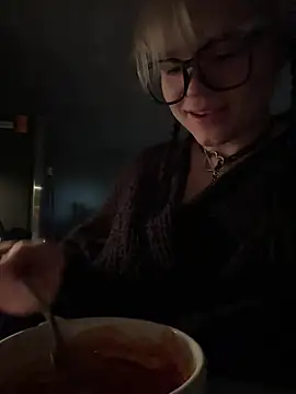 Cutiepiespanks webcam