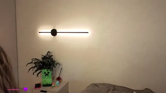 AureliaAngel - Offline