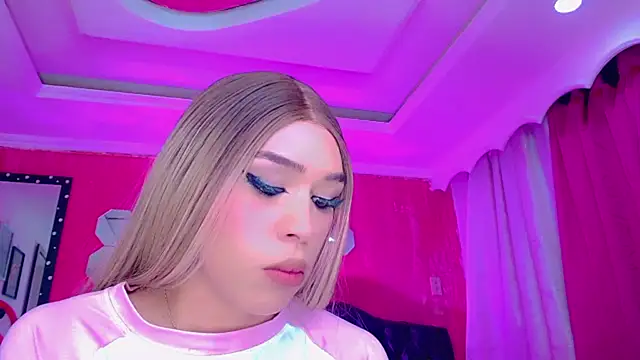 tiffanymackensyy - TiffanyMackensyy's free webcam - UK Sex Cams