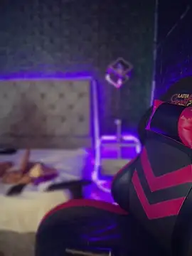 Webcam Model (Miia__Taylor)  is live.Free join now!