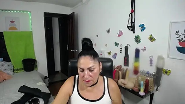 mature_bigboobs10 webcam