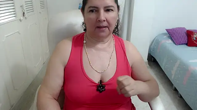 leonela_69 webcam