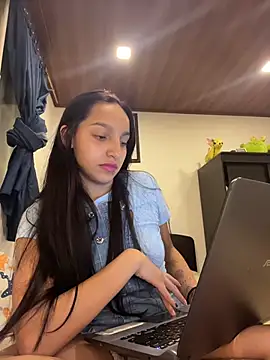 Eve_Ritz Stripchat cam model