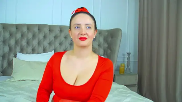 ElinaBellucci webcam