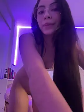 zarafoxy - Zarafoxy's free webcam - UK Sex Cams