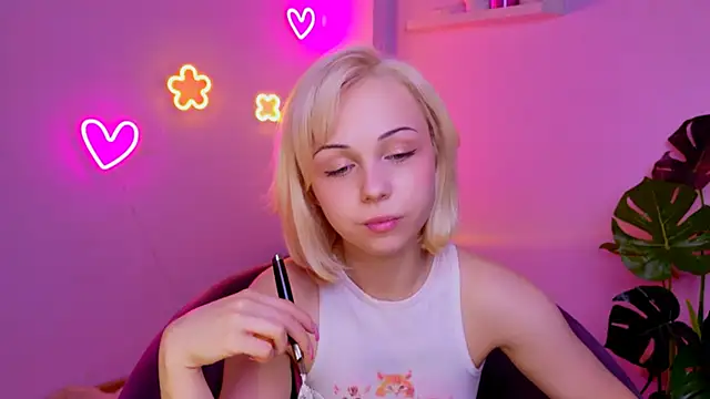 ElenaMonroe webcam