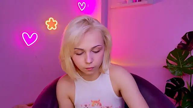 ElenaMonroe webcam