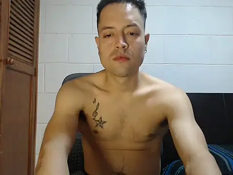 dimitriquiet05 webcam