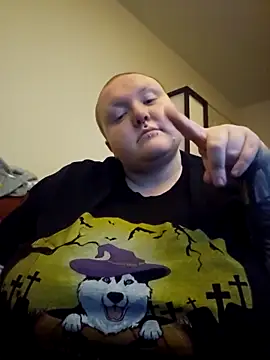 MorningstarDeviant webcam