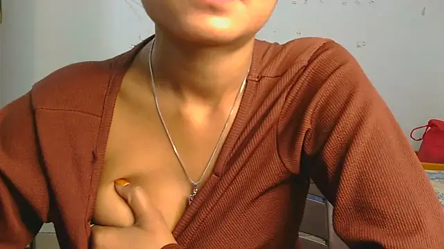 Aarti_misty71 webcam