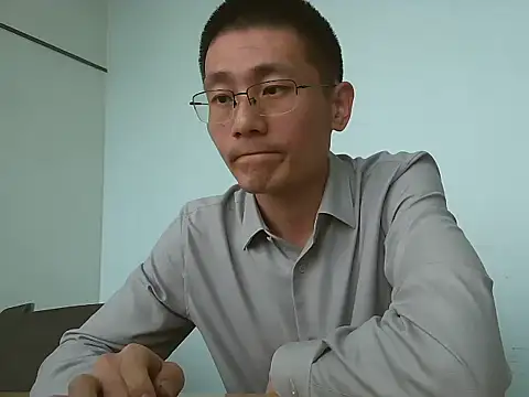 miniyellower live sex cam