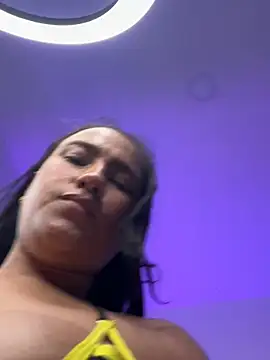 veronica__olsonn webcam