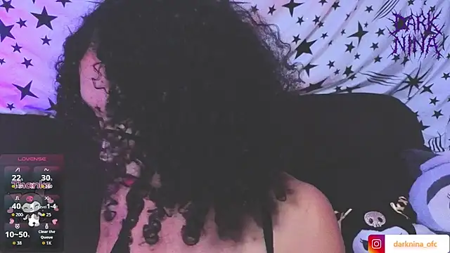 dark_nina__ webcam