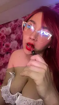 SweetLittleRed webcam