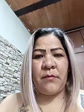 Dalessa_Bigtits webcam