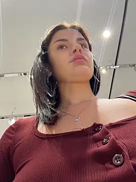 mirareach - MiraReach's free webcam - UK Sex Cams