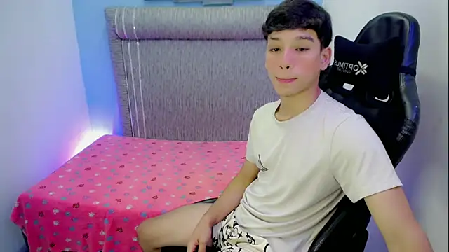 Angelito_66 Live Webcam on Stripchat