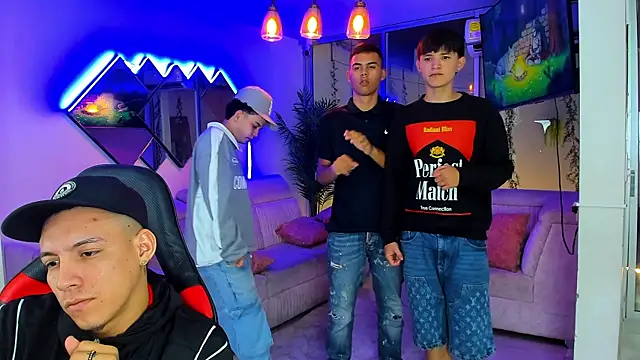 Houseofwarrios webcam