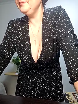 EllaLove2277 live sex cam