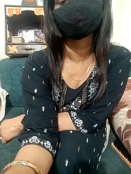 Webcam Model (risky_women)  is live.Free join now!