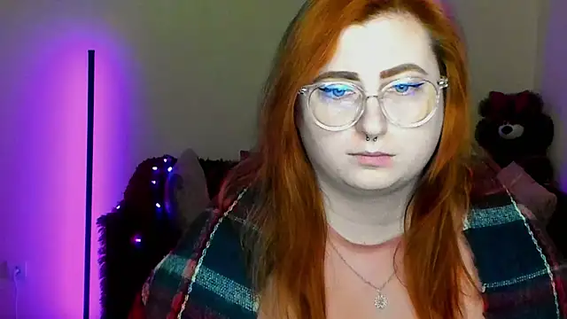 Alicia_love00 webcam