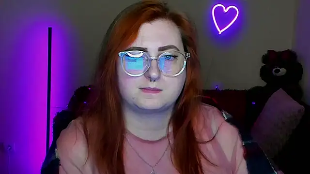 Alicia_love00 webcam