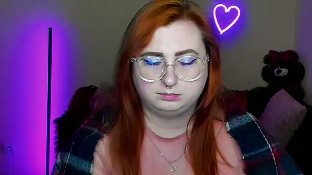 Alicia_love00 webcam