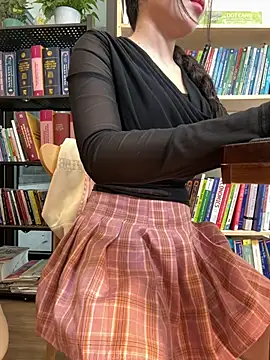 secretly_masturb... Live Webcam on Stripchat