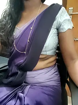 Webcam Model (Tamilmallu-duskygirl03)  is live.Free join now!