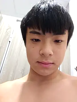 ovo0810 Live Webcam on Stripchat