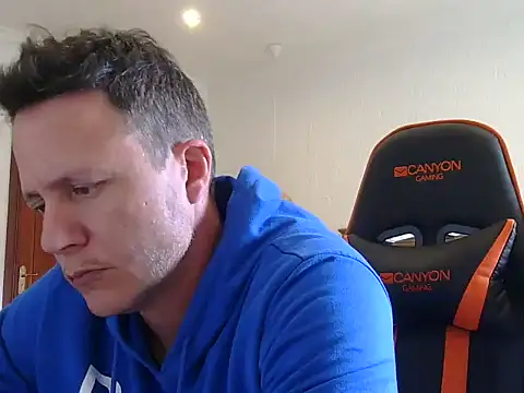 TroyDieselXXX webcam