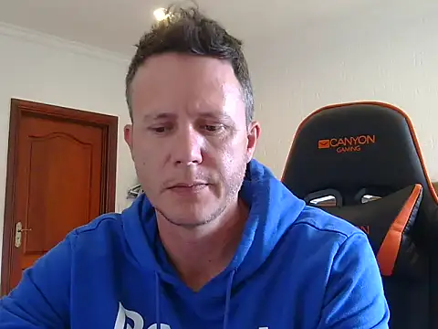 TroyDieselXXX webcam