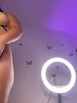 veronica__olsonn webcam