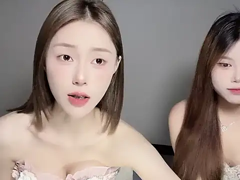 yu-33 - Yu-33's free webcam - UK Sex Cams