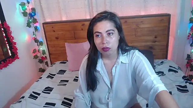NikkieMilky webcam