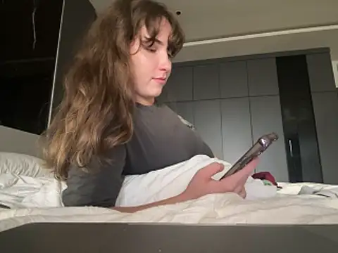 nura_n_sarah - Nura_n_Sarah's free webcam - UK Sex Cams