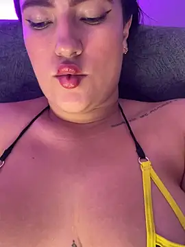 veronica__olsonn webcam