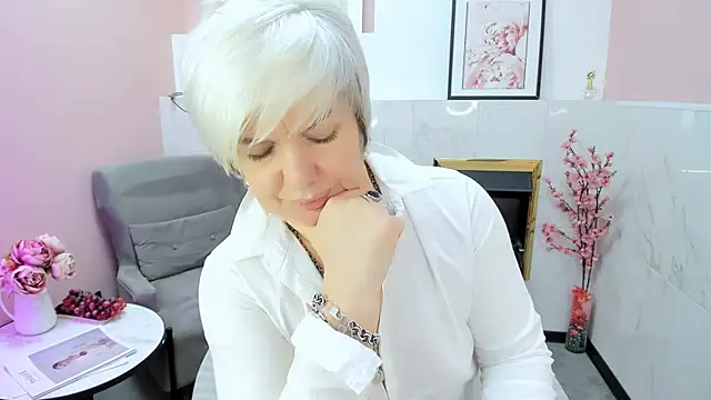 CarmenSoft live sex cam