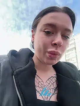 AlishaOfThorns webcam